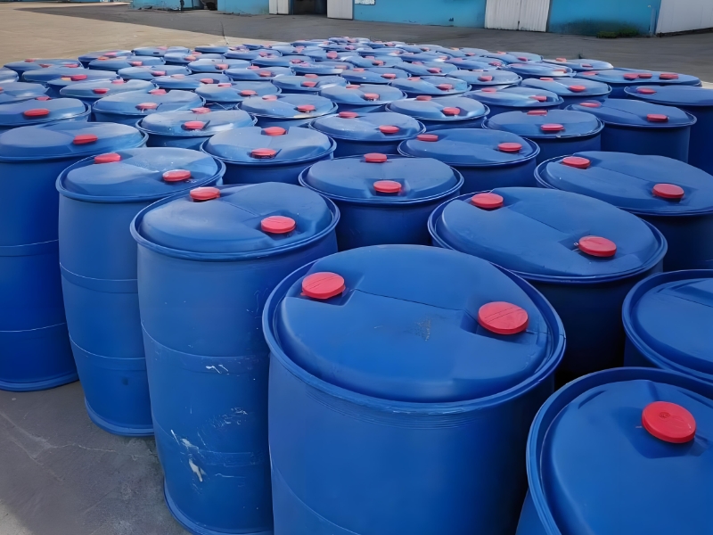 R12二氯二氟甲烷貯存現場